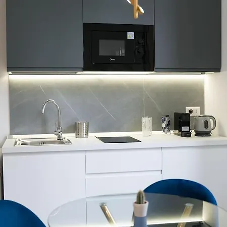 Апартаменты Luxury Sarpi Chinatown