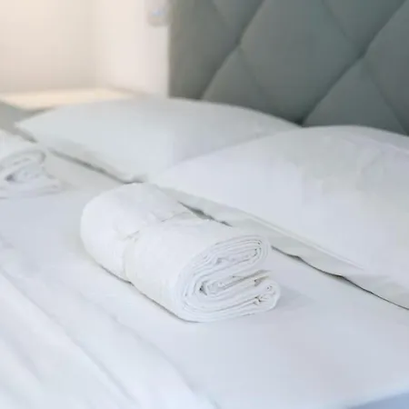 Апартаменты Luxury Sarpi Chinatown *
