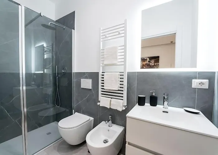Luxury Sarpi Chinatown Lejlighed